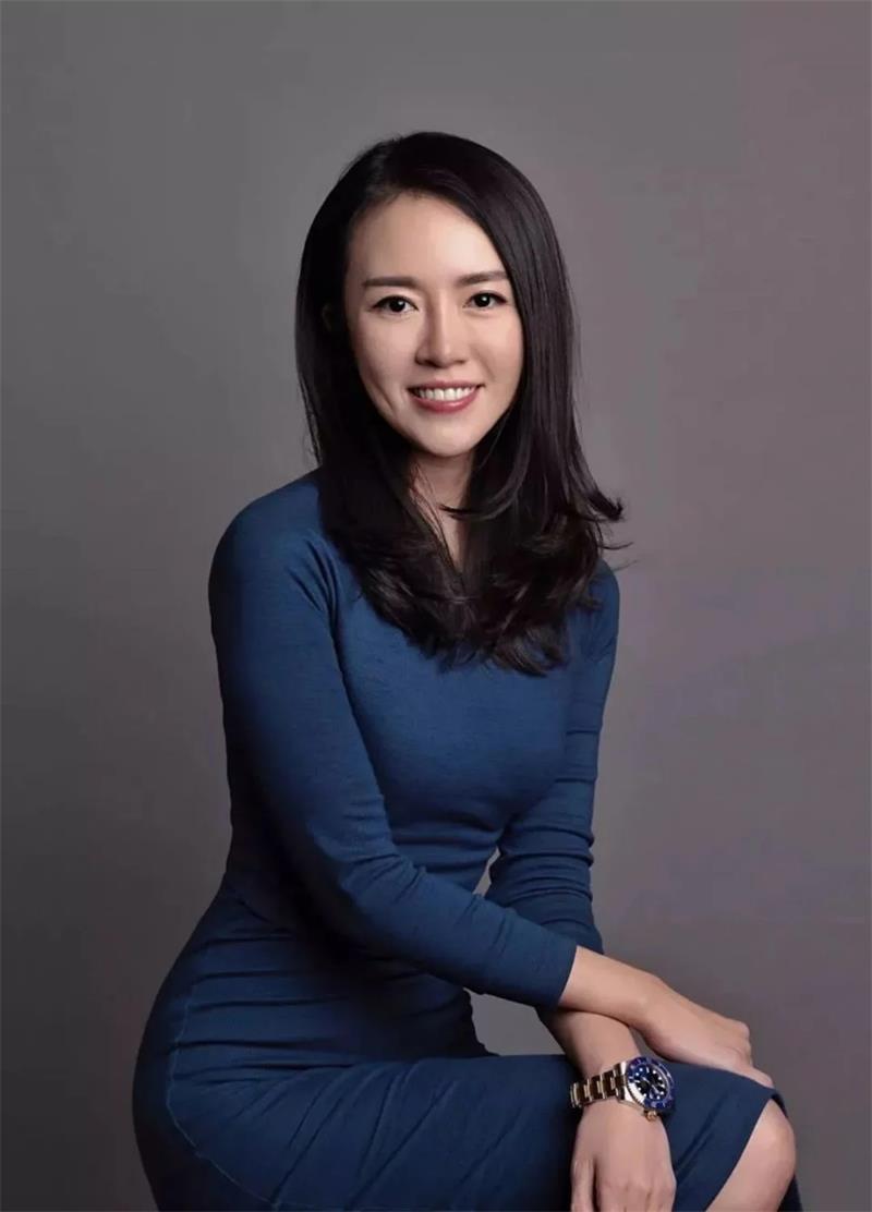 王潇从央视主播到作家富豪榜唯一女性