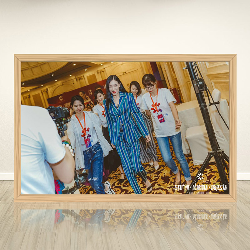 张萱·小池集团能量演说活动照_出书大师网