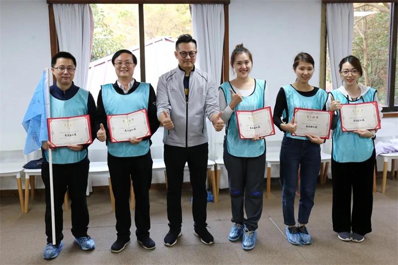 [吴超]吴超 / 2020圆满收官,2021再创精彩——高盈国际集团年度管理层